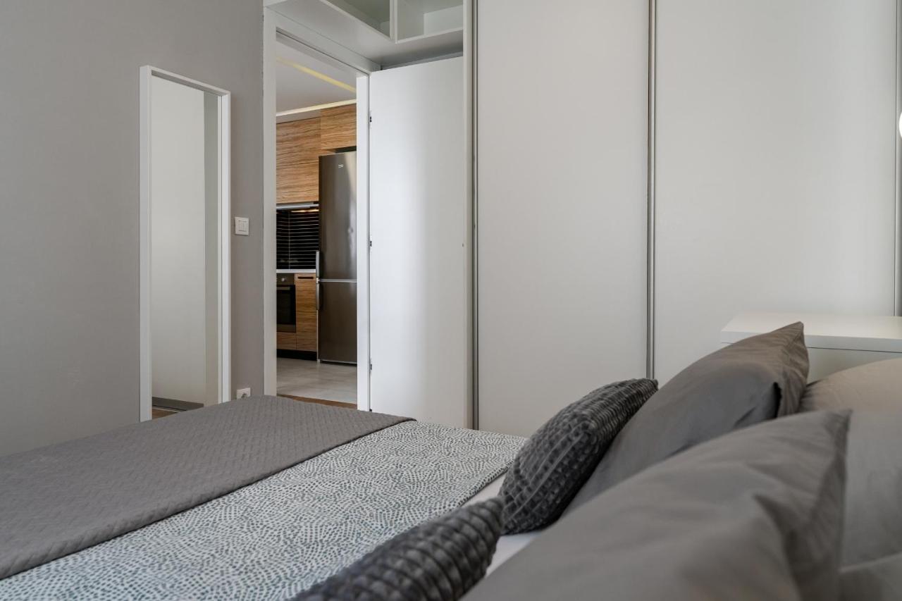 City Lux Apartment 1- With Garage And Balcony Zadar Dış mekan fotoğraf